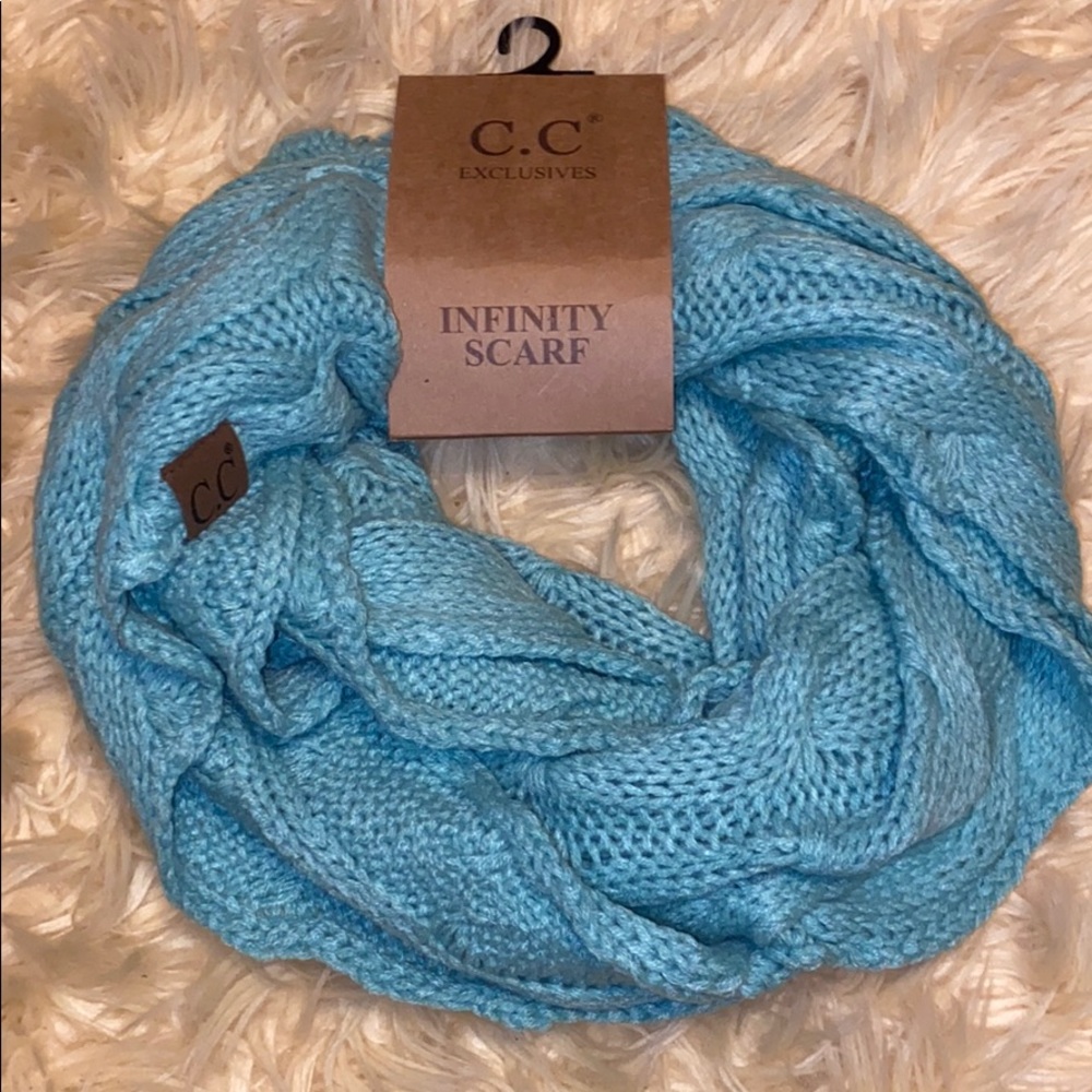 C.C Exclusives Women’s Scarf